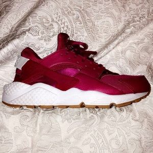 Nike Huaraches